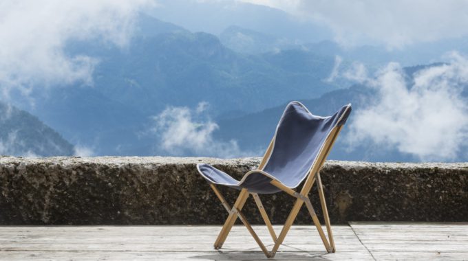 Kampierstuhl Esche Stoff Blau Auf Bergterrasse