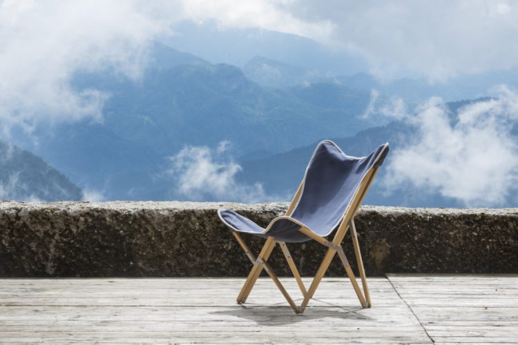 Kampierstuhl Esche Stoff Blau Auf Bergterrasse